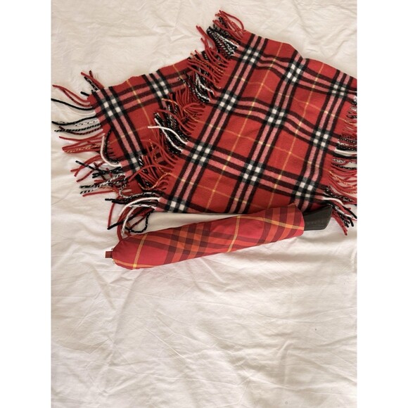 Burberry Red Cashmere Check Scarf 155x30 cm – 100% Authentic – New - Picture 9 of 10